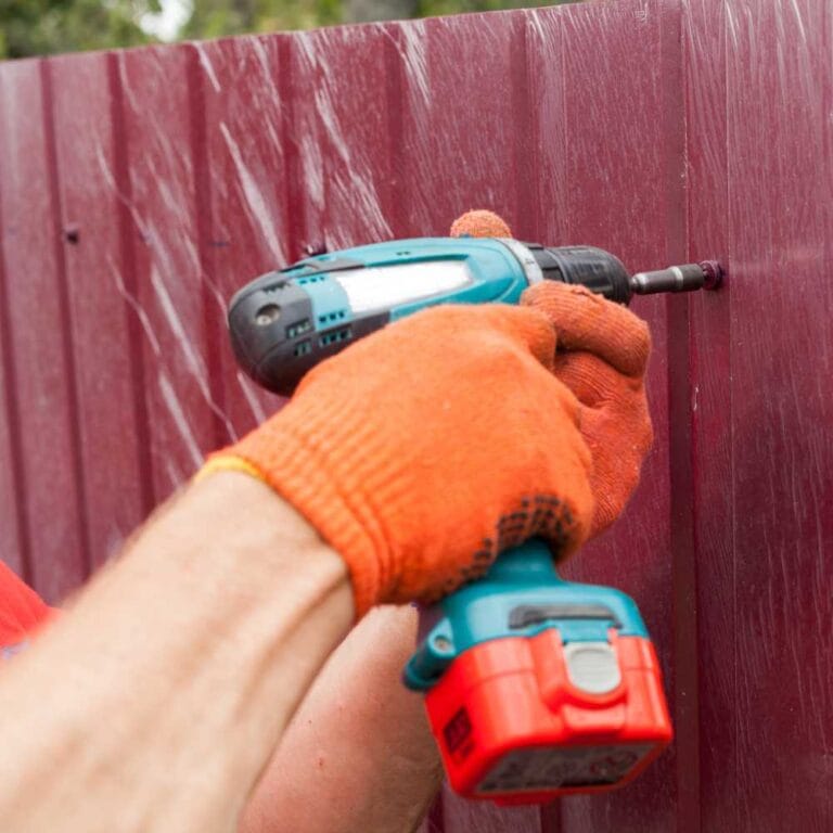 Colorbond fence installation