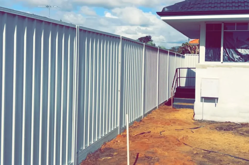 why consider alternatives to colorbond fencing